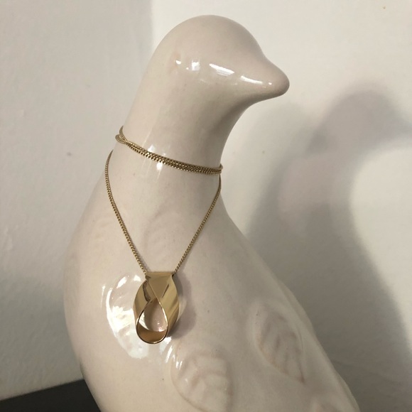 3 for $15: Loop pendant necklace - Picture 2 of 3